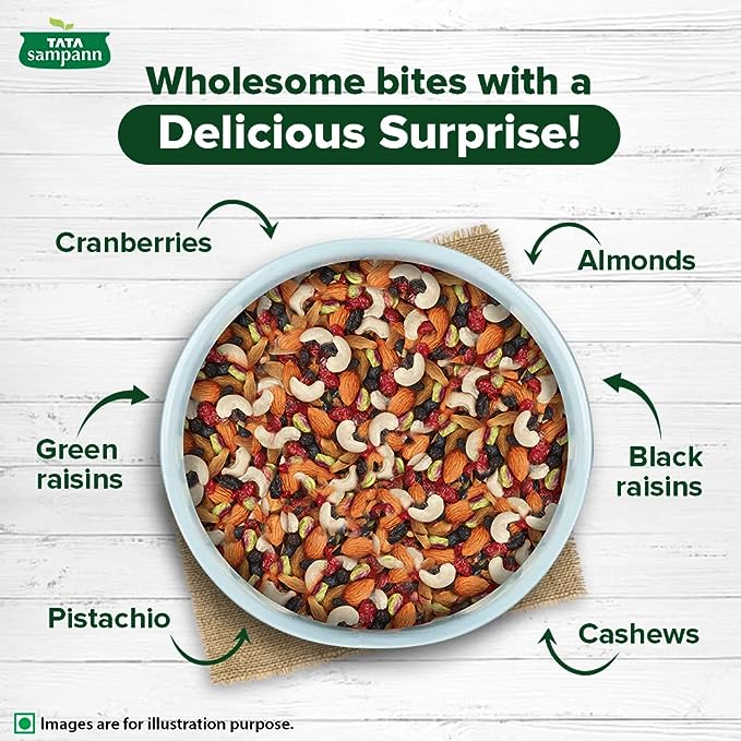 Tata Sampann Dry Fruits & Nuts Mix (Contains Almonds, Black Raisins, Cashews, Cranberries, Green raisins, and Pistachio kernels), Premium Hand-picked Dry Fruits & Nuts, up to 20 Quality Parameters Tested, 200 g